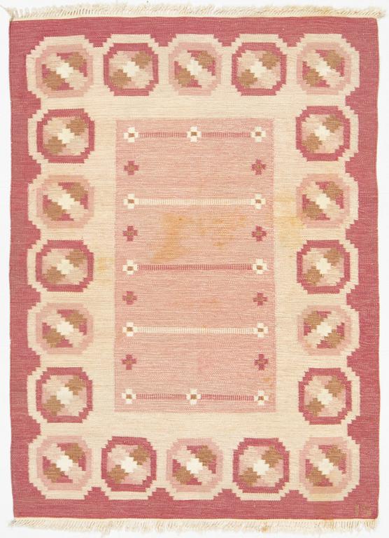 Ingegerd Silow, a flat weave carpet, signed IS, ca 228 x 167 cm.