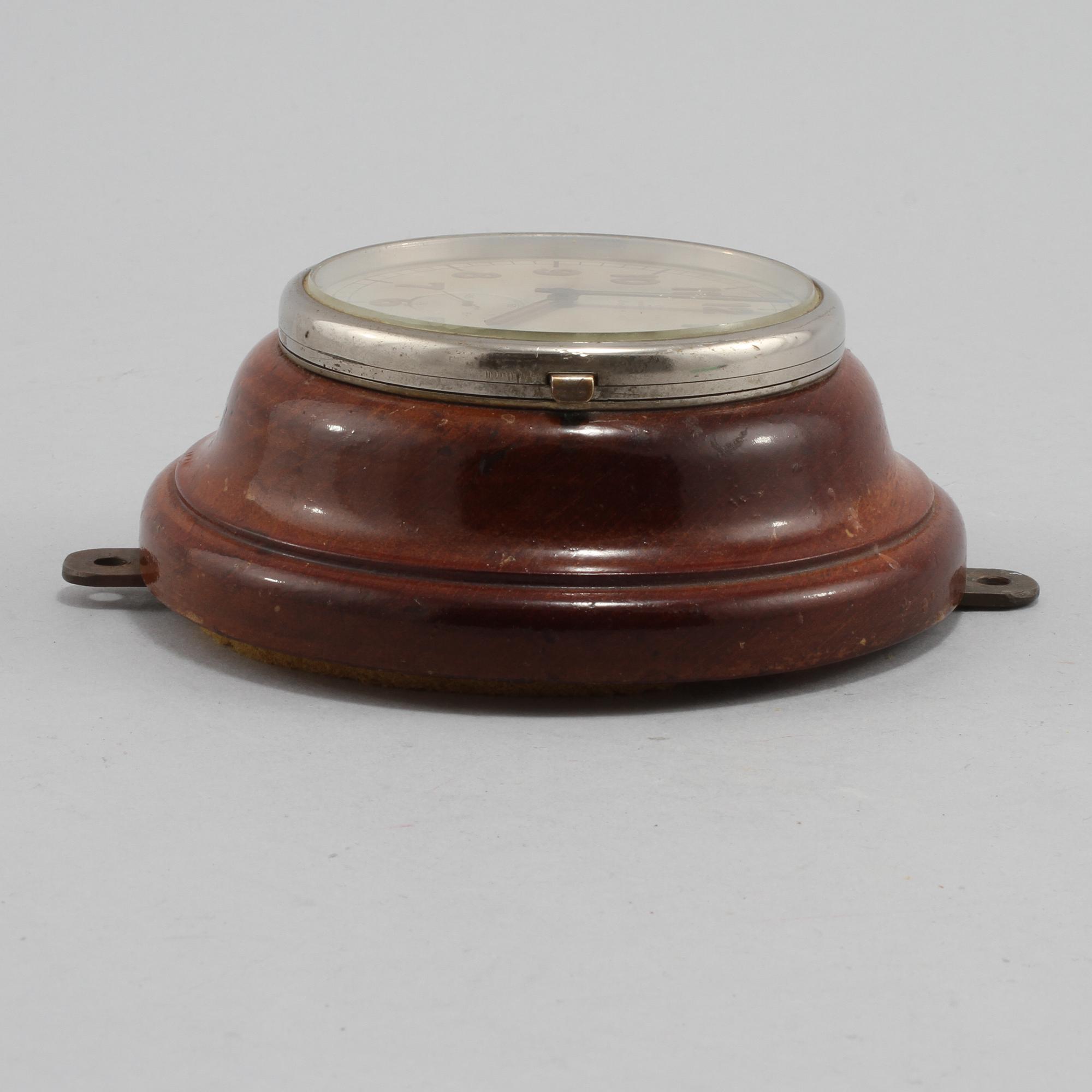 SKEPPSKLOCKA, Omega, omkring 1900-talets mitt.