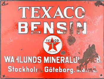 PLÅTSKYLT, Texaco Bensin, 1900-talets mitt.