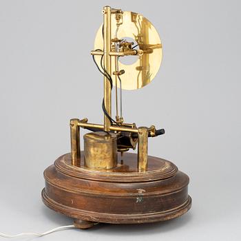 A 20th century table clock.