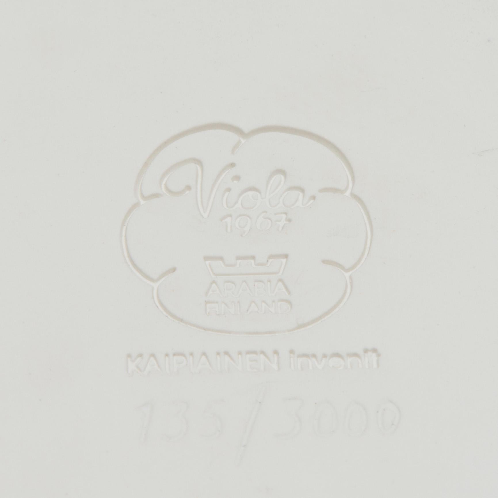 BIRGER KAIPIAINEN, FAT, keramik, Viola 1967, numrerad 135/3000, Arabia Finland, Kaipiainen Invenit.