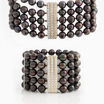 Bracelet and necklace, cultured black pearls, gold and white gold with brilliant-cut diamonds.