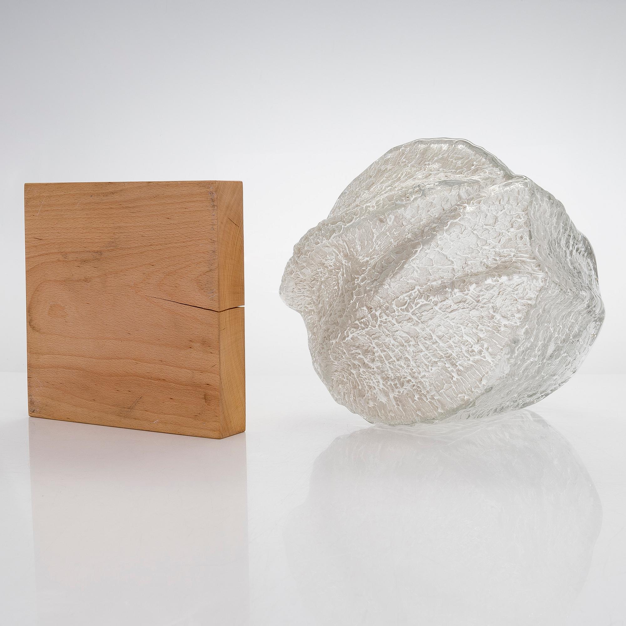 Timo Sarpaneva, konstglas, ur serien Finlandia, Iittala. Signerad Timo Sarpaneva Iittala -66.