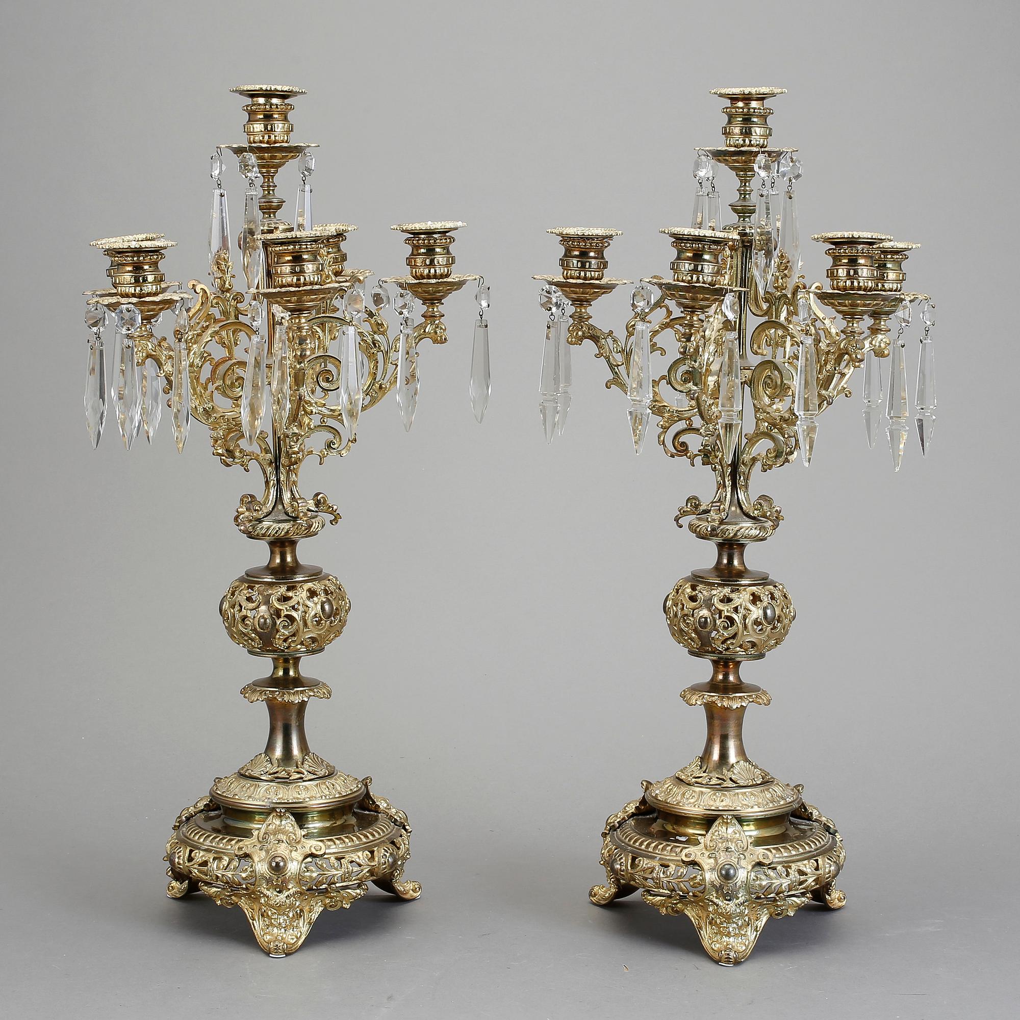 KANDELABRAR ETT PAR, Nyrenässans, 1800-talets slut.