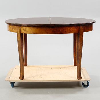 An early 20th century table.