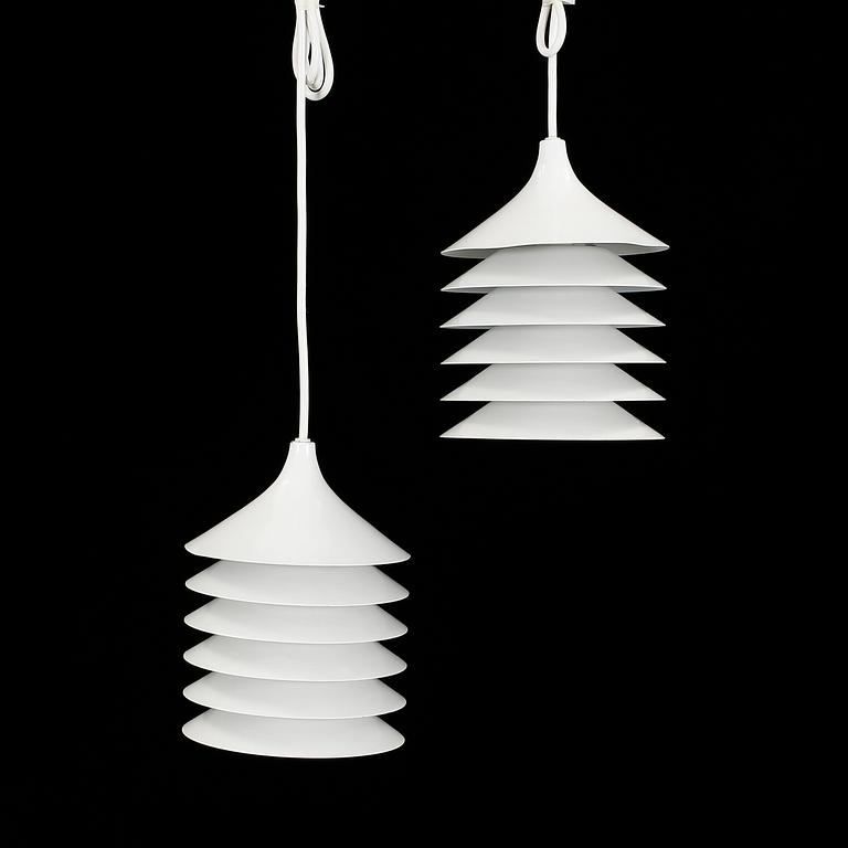 TAKLAMPOR, ett par. "Duett", modellen formgiven 1983 av Bent Boyesen för Ikea.