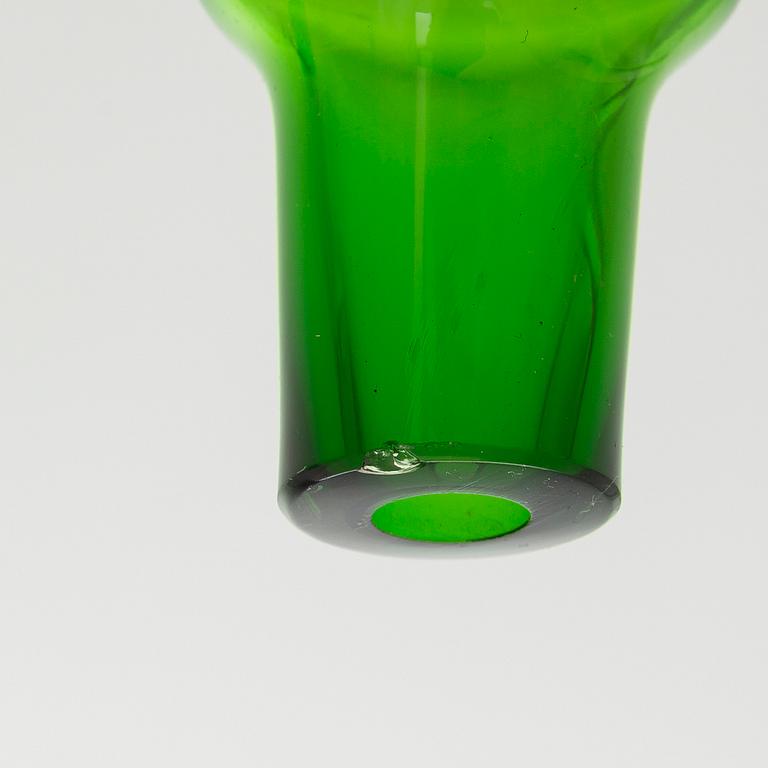 Tapio Wirkkala, A 'Coreano' glass carafe for Rosenthal 1979.