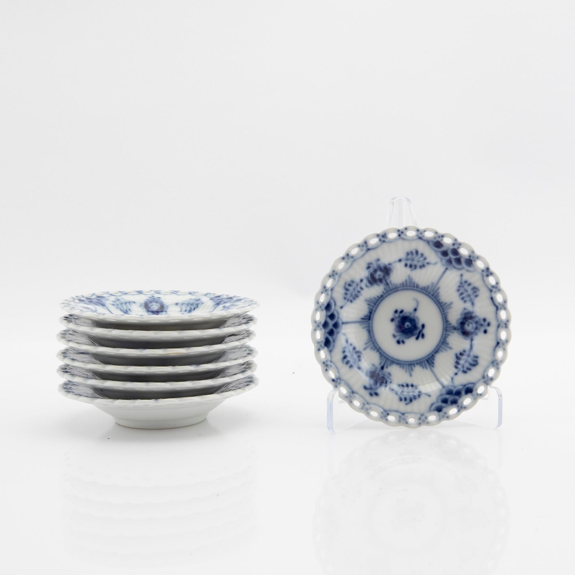 Service, 46 pieces, porcelain, Blue Fluted "Full Lace" and "Half Lace", Royal Copenhagen, Denmark.