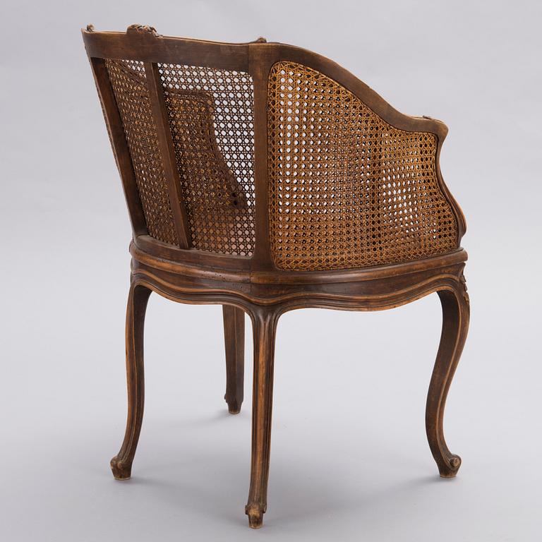 BERGERE/ARMCHAIR, Louis XV style, early 20th century.