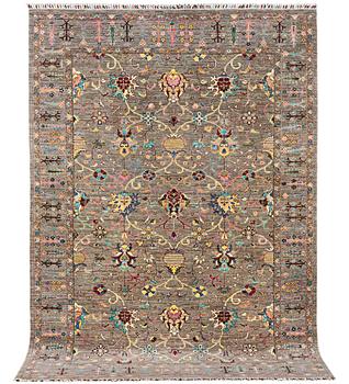 A Ziegler Ariana carpet, c. 287 x 193 cm.