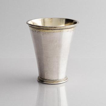 Abraham Wirgman, bägare, silver, Göteborg 1714. Senbarock.