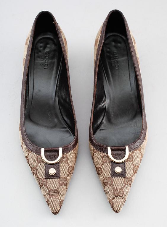 SKOR, 1 par, Gucci.