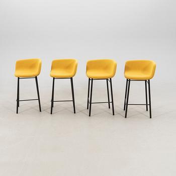 Iratzoki Lizaso, barstolar 4 st. "Xoho" för Akaba.