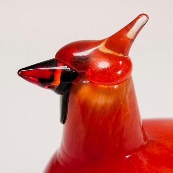FIGURIN, glas, "Kardinaali", signerad O. Toikka, Nuutajärvi. Modellen formgiven 1972.
