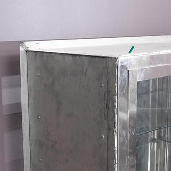 Läkarskåp, Kifa, 1900-talets andra hälft.