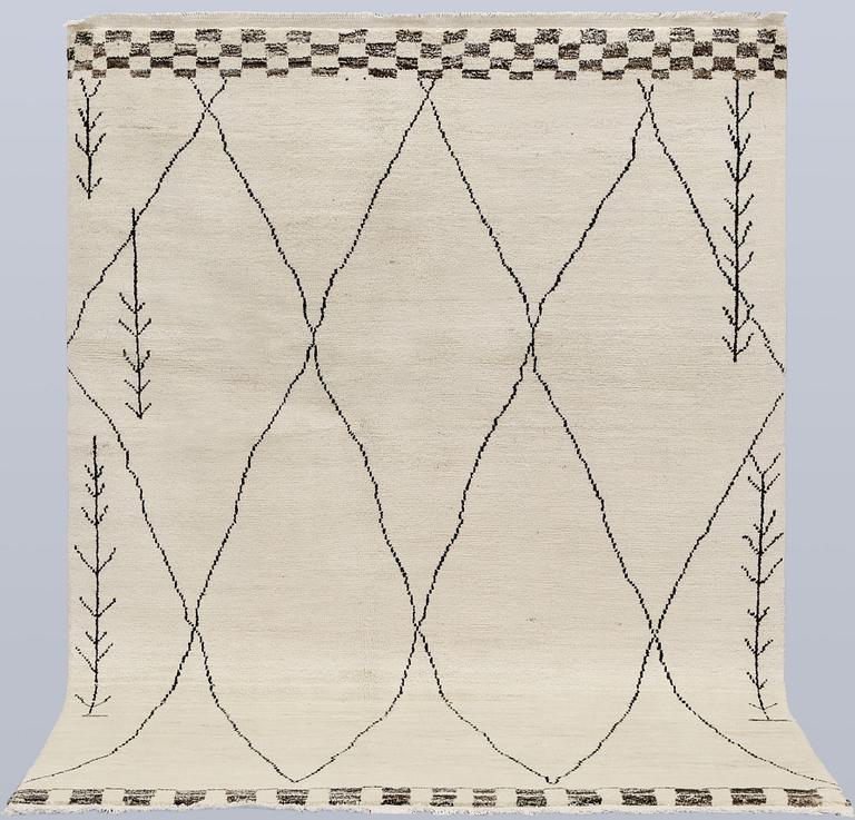 A Moroccan carpet, approx. 197 x 149 cm.