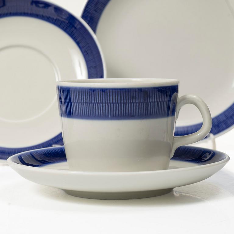 Hertha Bengtson, Dinner service, 55 pieces, porcelain, “Koka Blå”, Rörstrand.