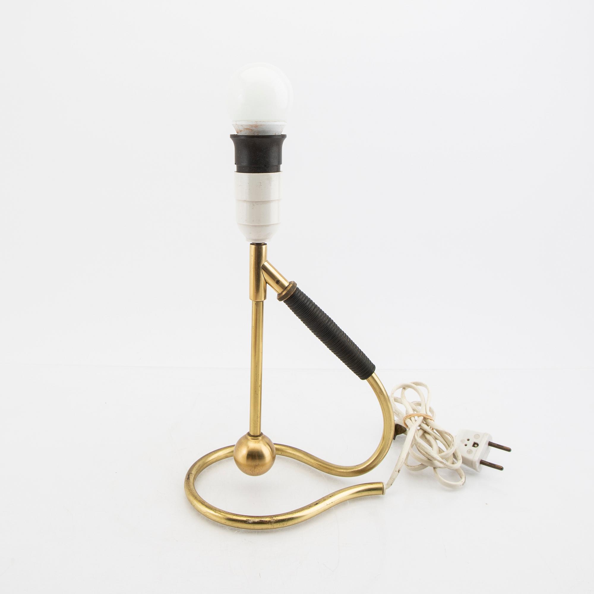 A "306" table lamp by Kaare Klint from the second half of the 20th century.