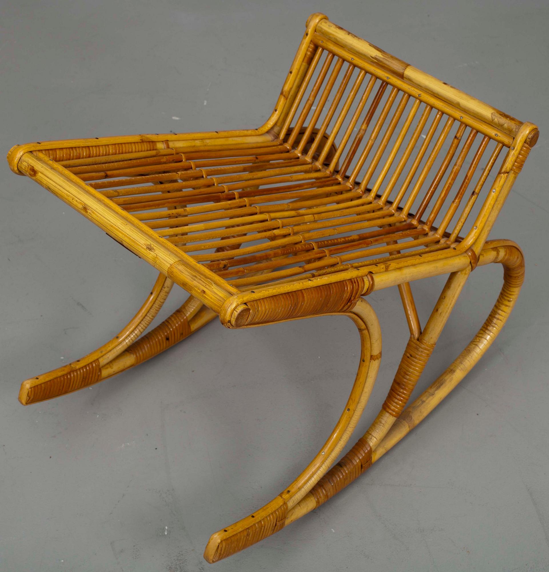 STOL OCH FOTPALL, Rotting, 1900-talets mitt, Danmark.