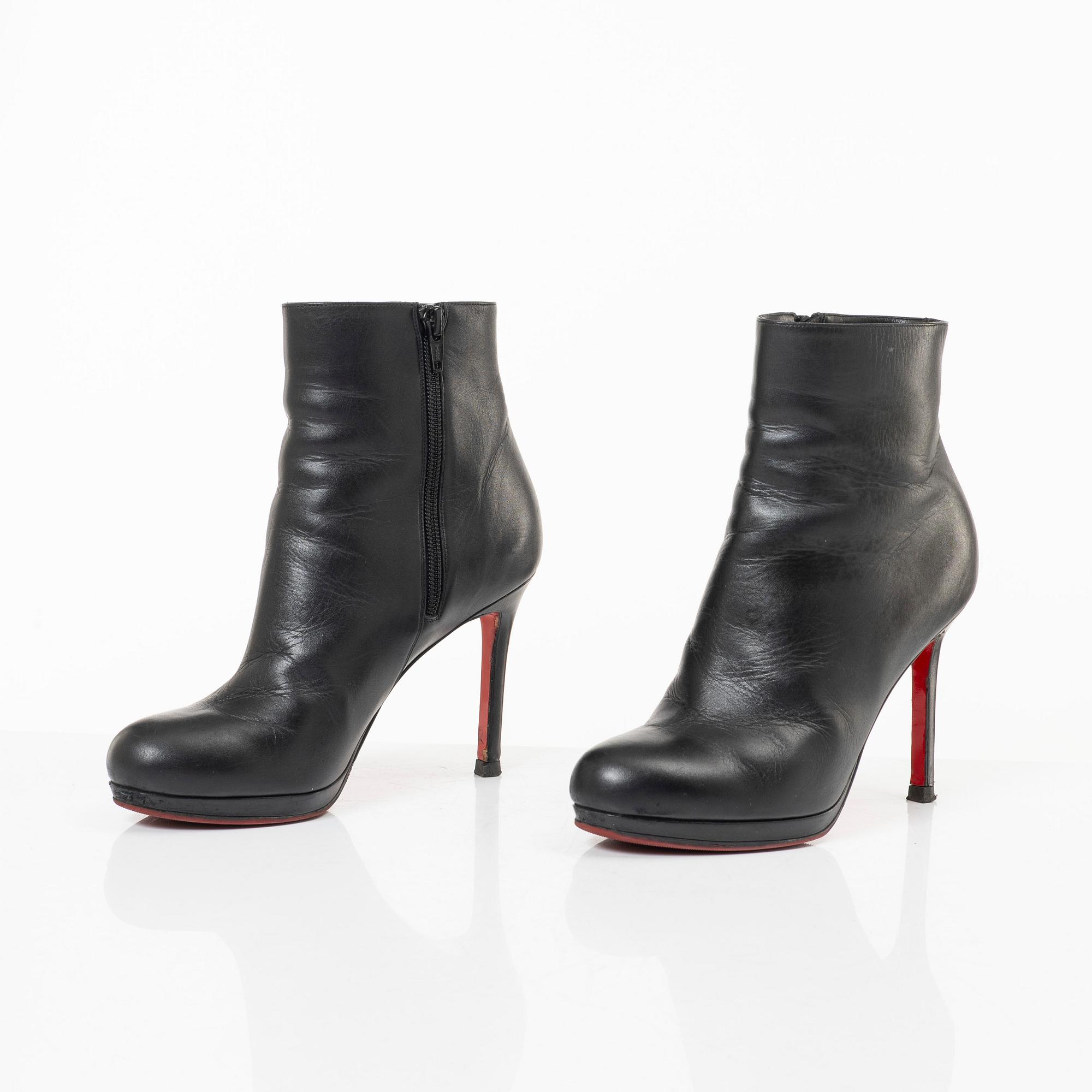 Christian Louboutin, ankle boots, size 37.