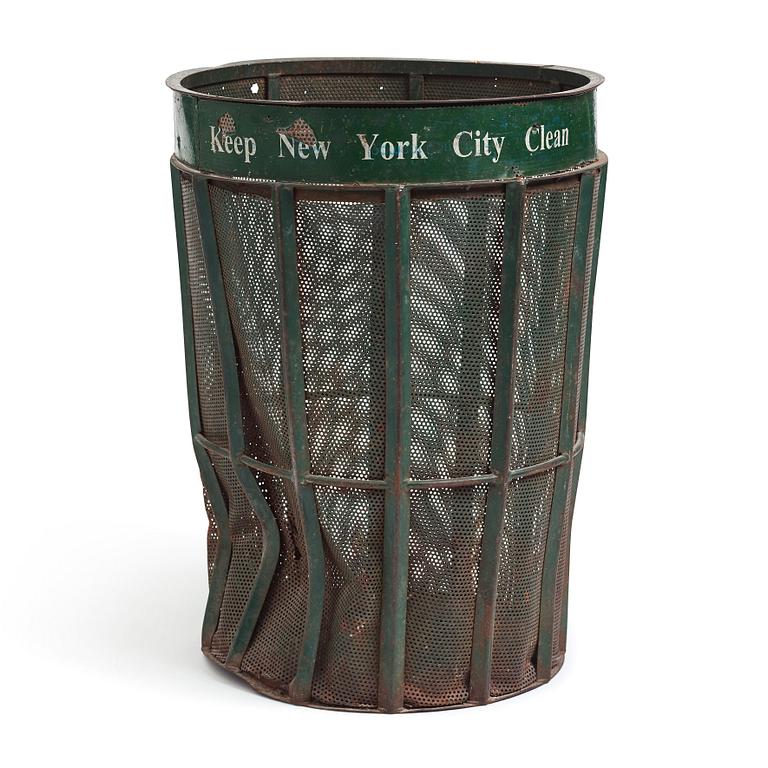 Klara Lidén, "Untitled (Trashcan)".