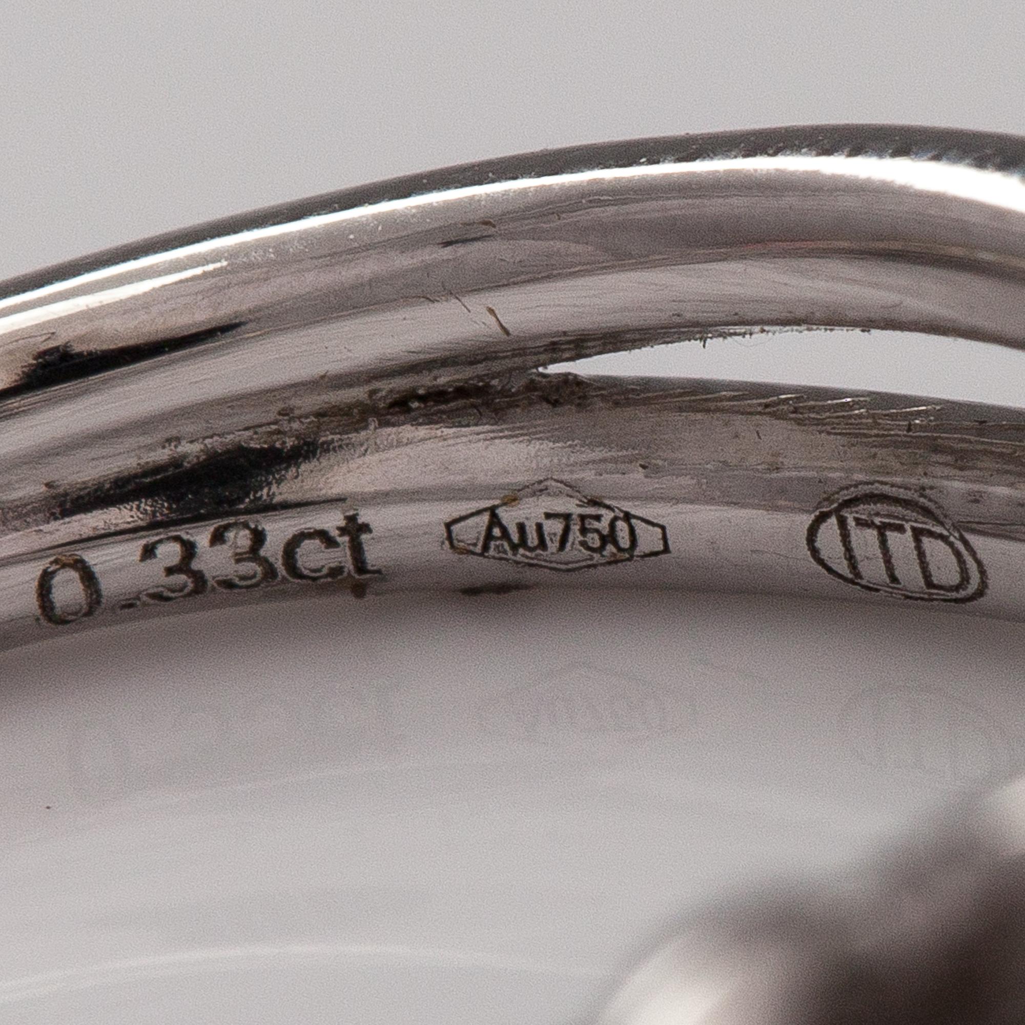 Ring, 18K vitguld, diamant ca. 0.33 ct.