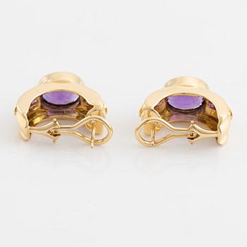 Örhängen ett par, Gucci, 18K guld med ametister och rubiner.