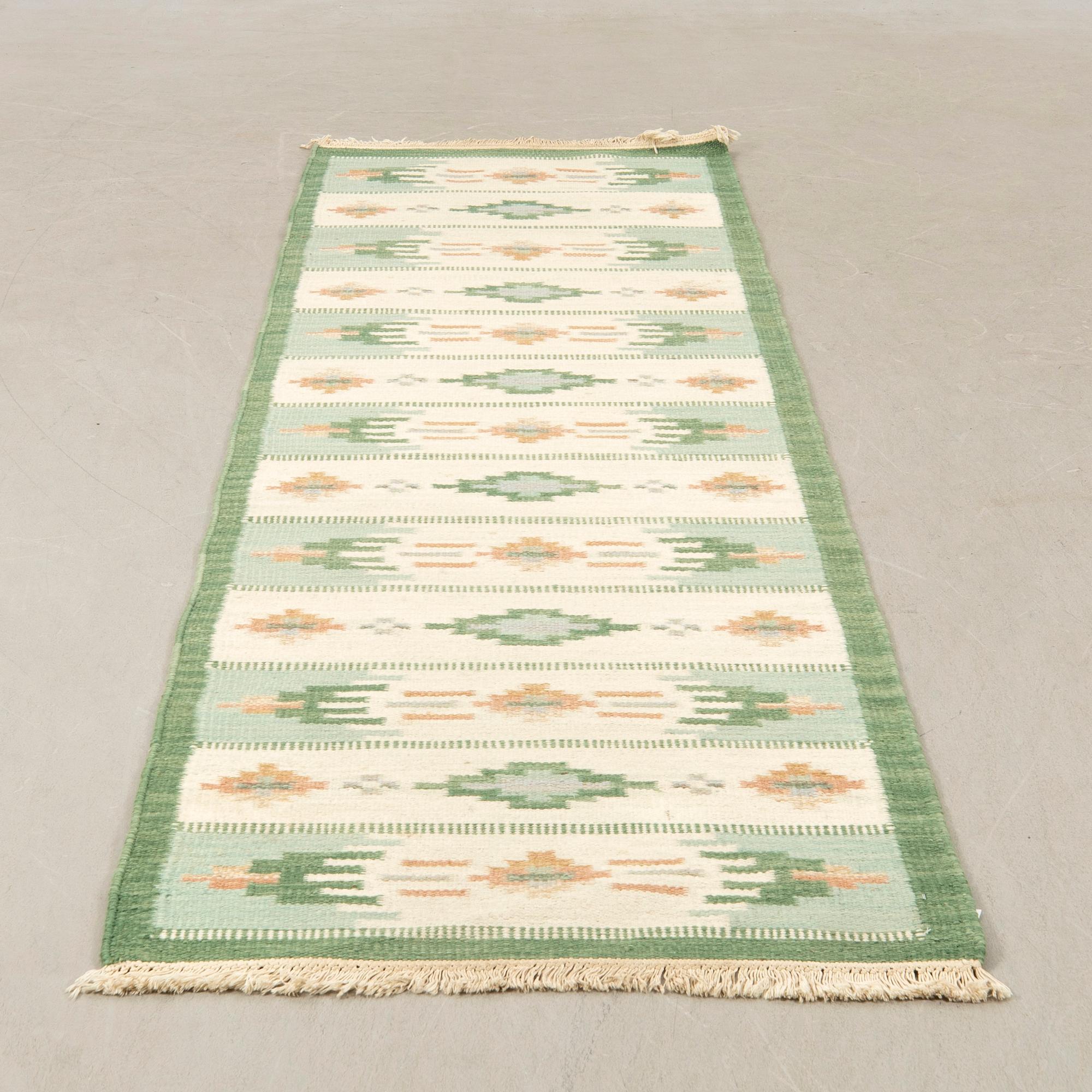 Rölakan rug gallery approx. 318x84 cm.