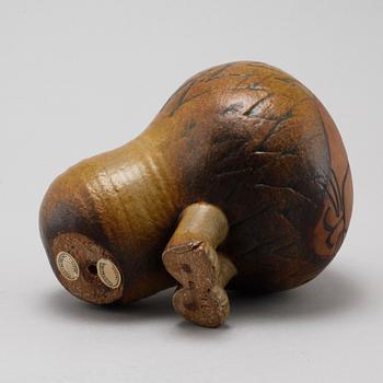 FIGURIN, chamotterat stengods. Lisa Larson, Gustavsberg, ur serien "Afrika", formgiven 1964.