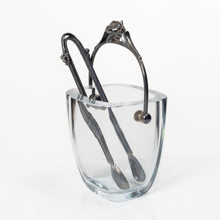 Ice bucket, glass, Strömbersghyttan, with mount and tongs in Danish silver, circa mid-20th century.