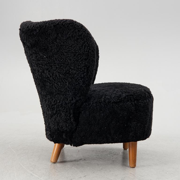 Armchair, Swedish Modern, circa mid-20th century.