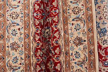 A carpet, Nain, part silk, 9 Laa, ca 295 x 178 cm.