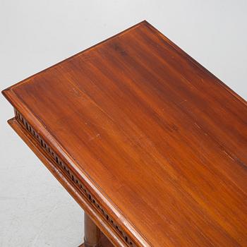 Konsolbord, Swedish Grace, 1920-30-tal.