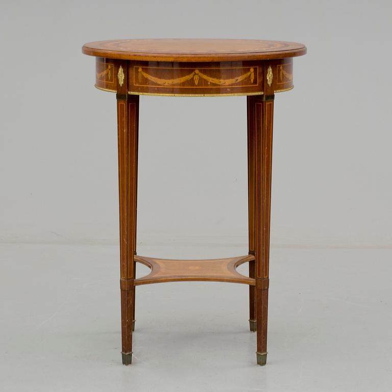 BORD, gustaviansk stil, 1900-talets första hälft.