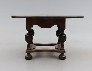 BORD, 1900-talets första hälft.
