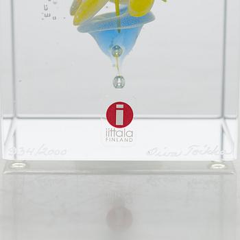 Oiva Toikka, årskub 2000, signerad Oiva Toikka Nuutajärvi 2000,  934/2000.