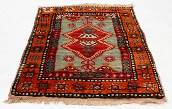 An antique Sivas Yastick rug, c. 93 x 53 cm.