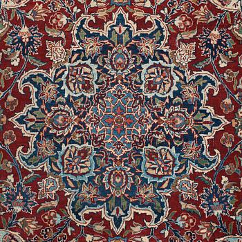RUG. Semi-antique Esfahan. 219,5 x 146,5 cm.