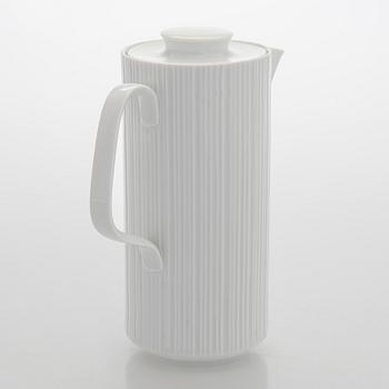 Tapio Wirkkala, a 7-piece porcelain 'Variation' espresso service Rosenthal, Studio-line, Germany.