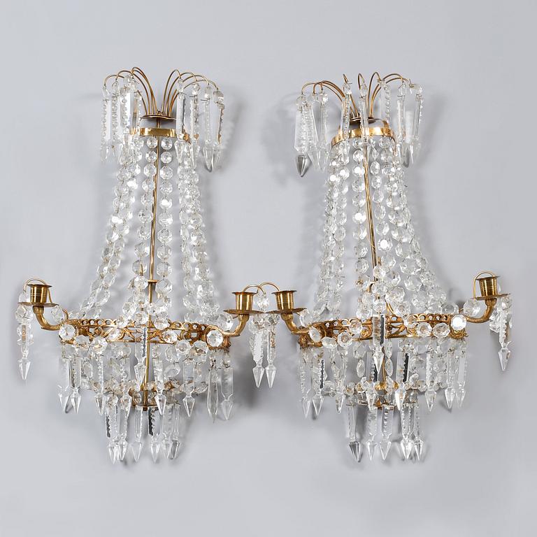 VÄGGLYSTRAR, ett par, empirstil, 1900-talets mitt/andra hälft.