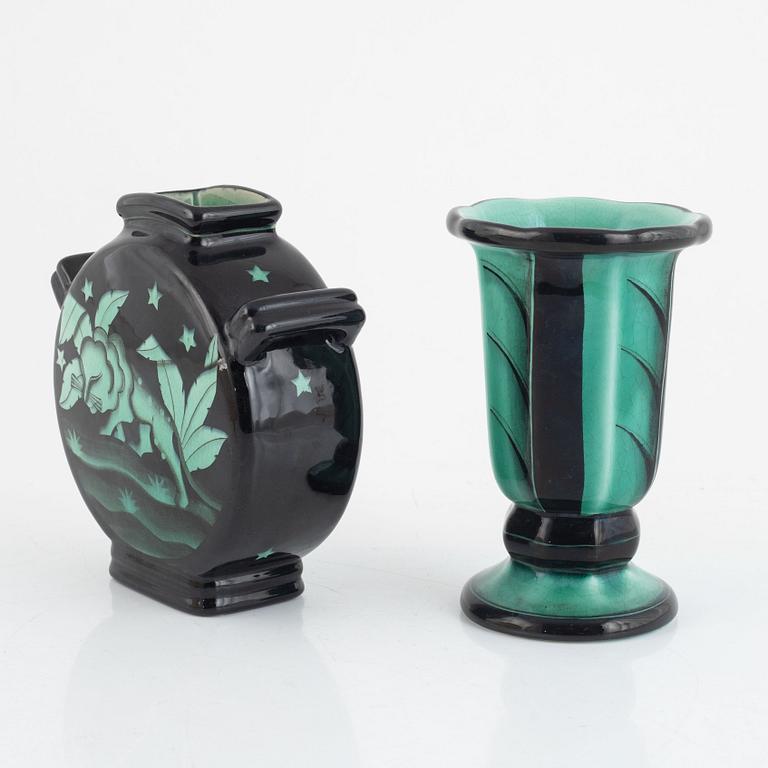 Ilse Claesson, two vases from the 'Serie V' series, Rörstrand, 1930's.