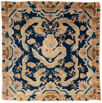 378. ANTIQUE NINGXIA THRONE RUG. 79 x 80 cm.