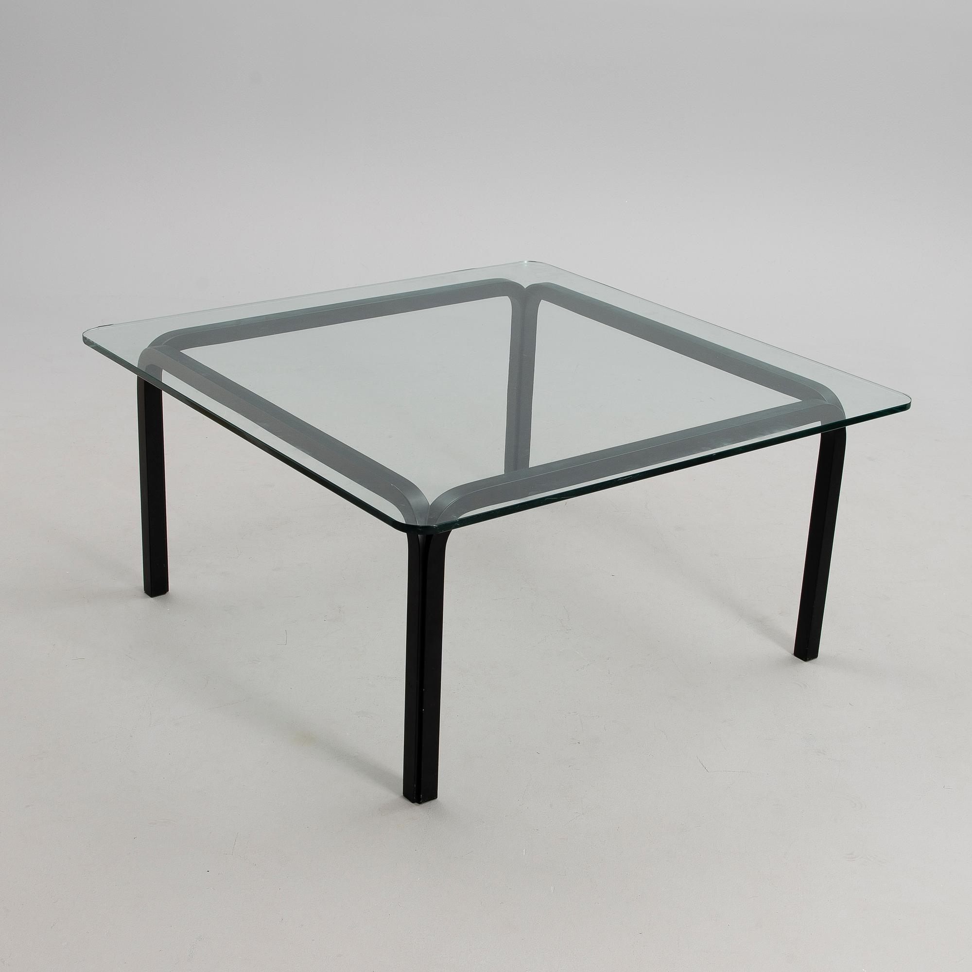 ALVAR AALTO, A TABLE, Y805A. Alvar Aalto Artek. Model designed in 1946.