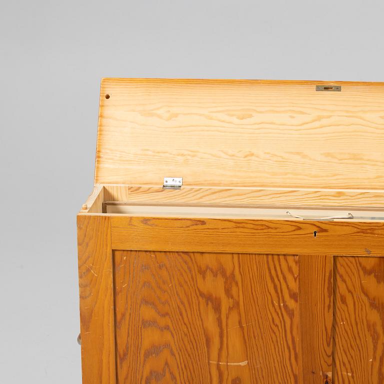 Wooden box with 53 school posters, 20th century.