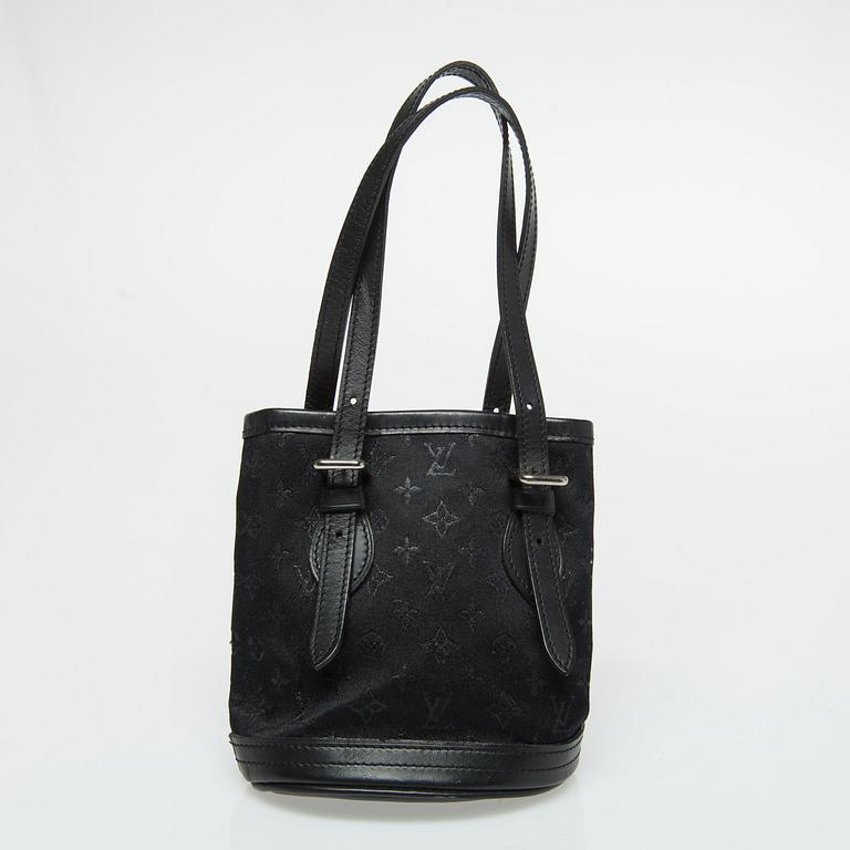 VÄSKA, "Satin Mini Bucket", Louis Vuitton.