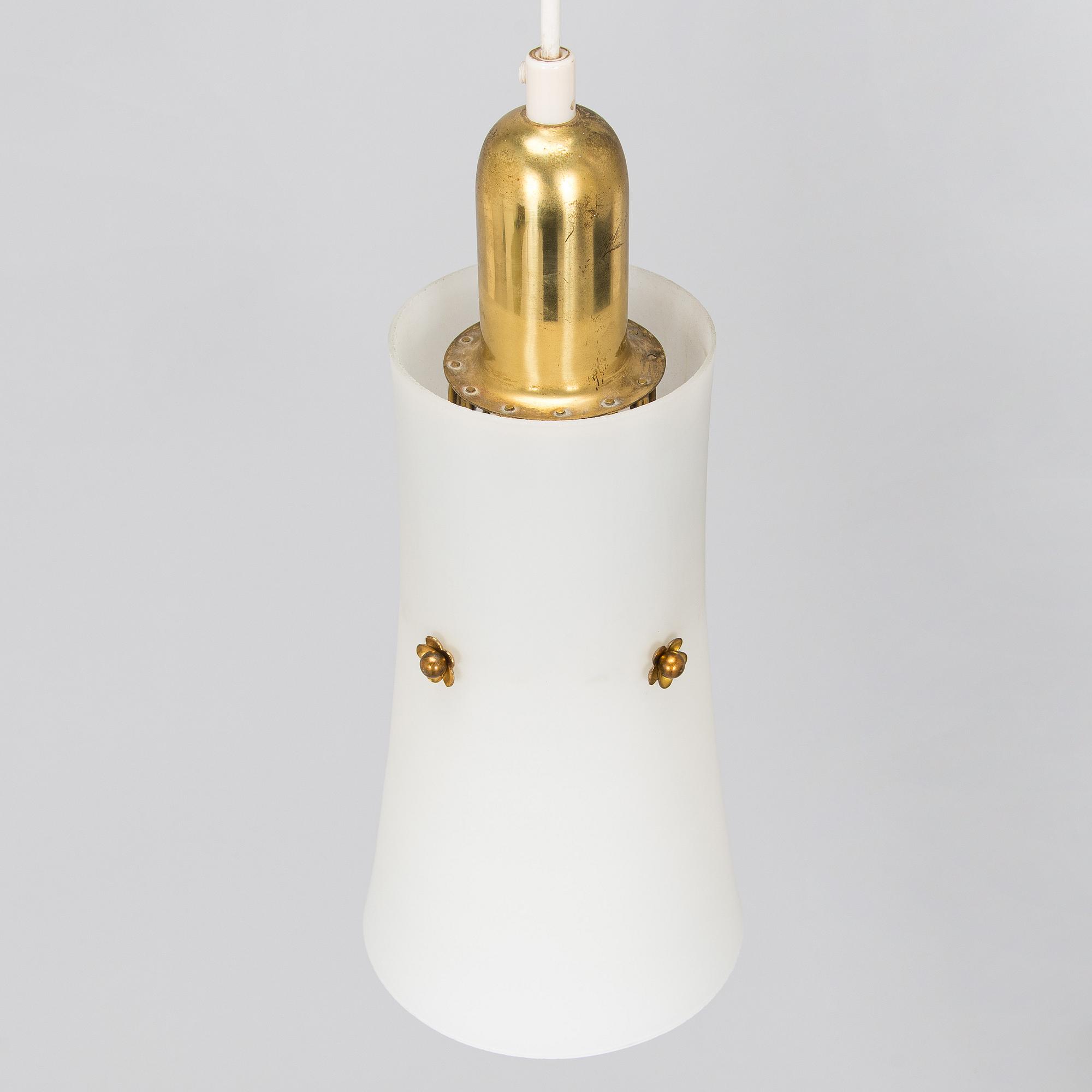 Paavo Tynell, taklampa, modell 51140, Idman 1950-tal.