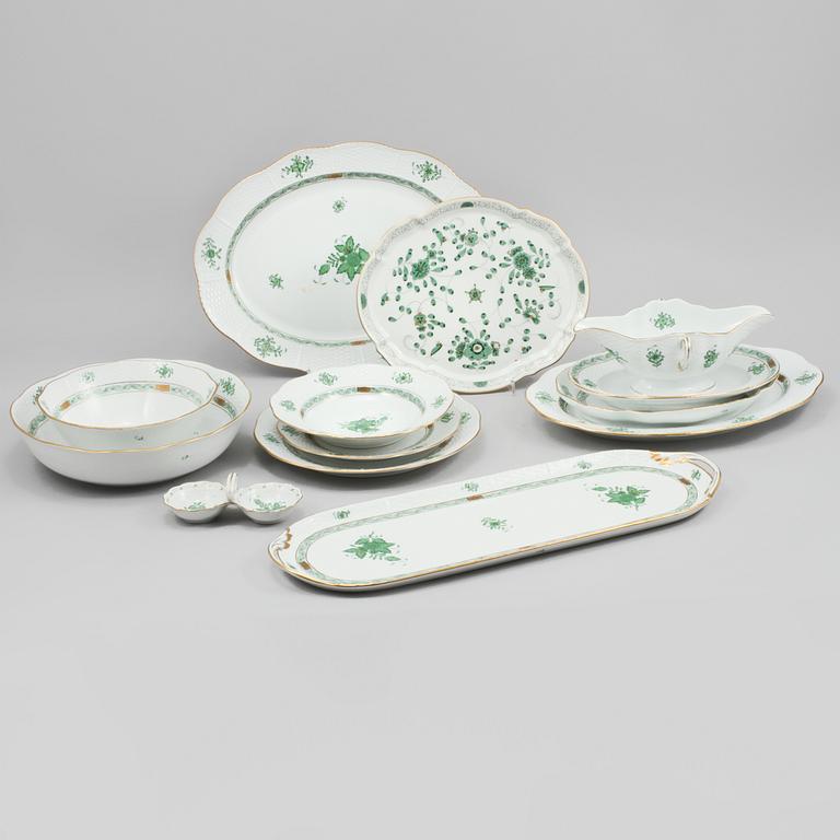 SERVISDELAR, 65 st, porslin, Herend, Ungern, 1900-talets andra hälft.