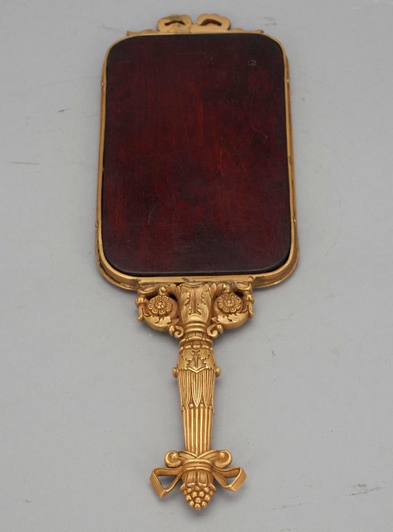 OLJELAMPA, tenn samt SPEGEL, förgylld brons, 1800-tal.