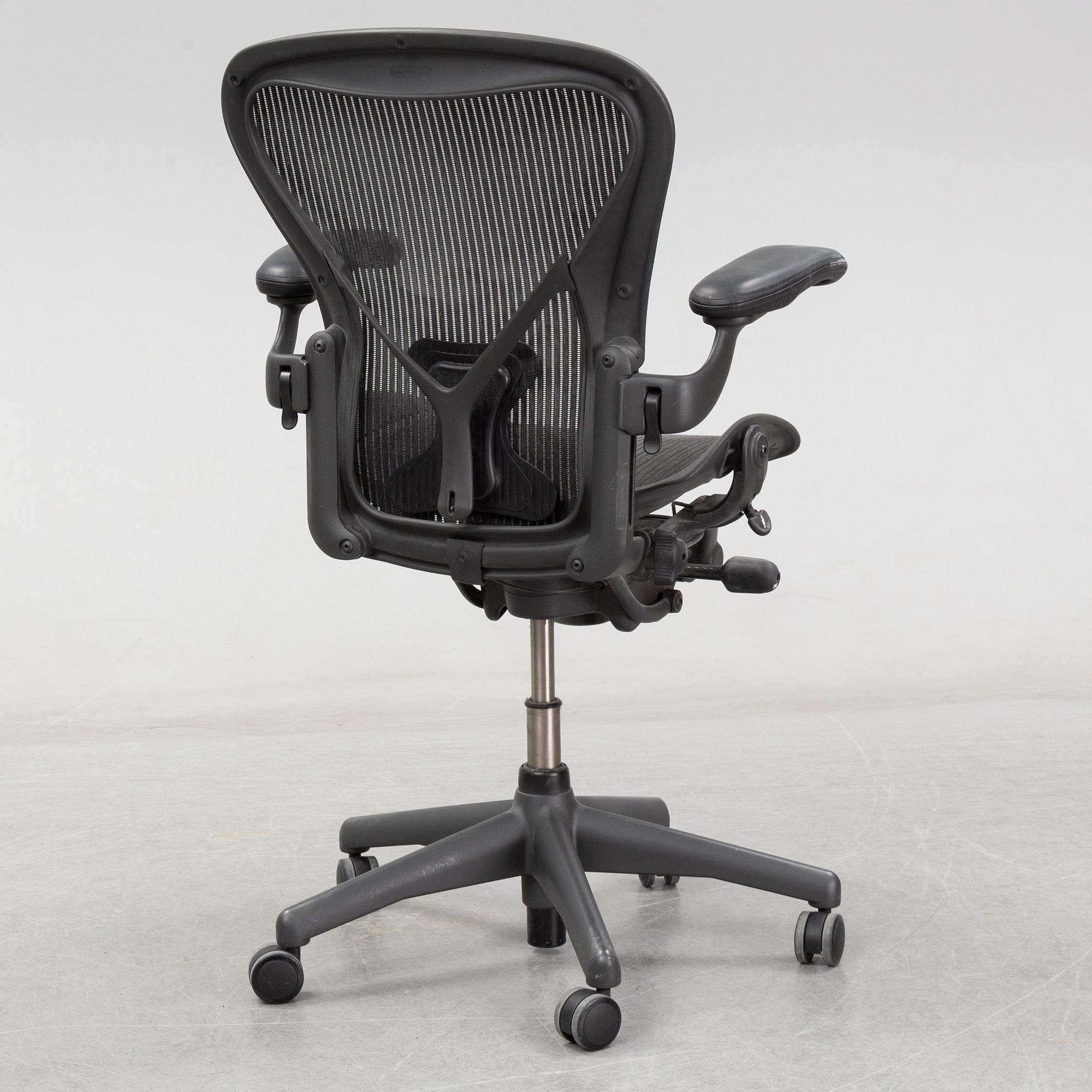 Don Chadwick/Bill Stumpf, deskchair  "Aeron", Herman Miller.