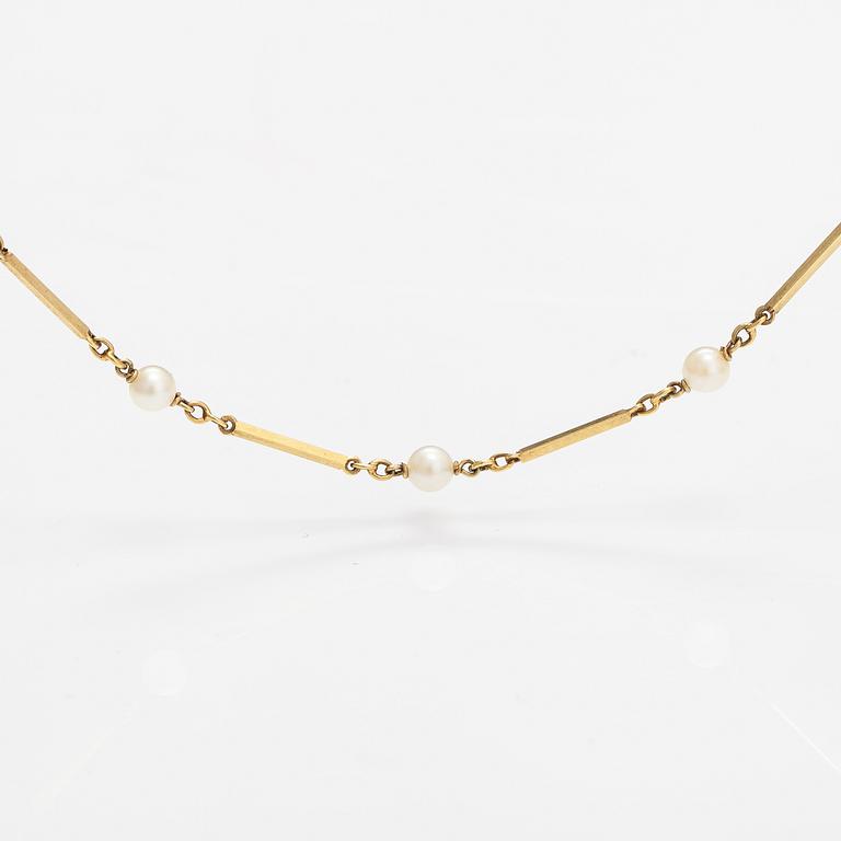 Halsband, 14K guld och odlade pärlor.